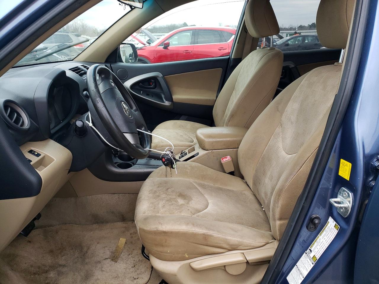 2010 TOYOTA RAV4 photo 7