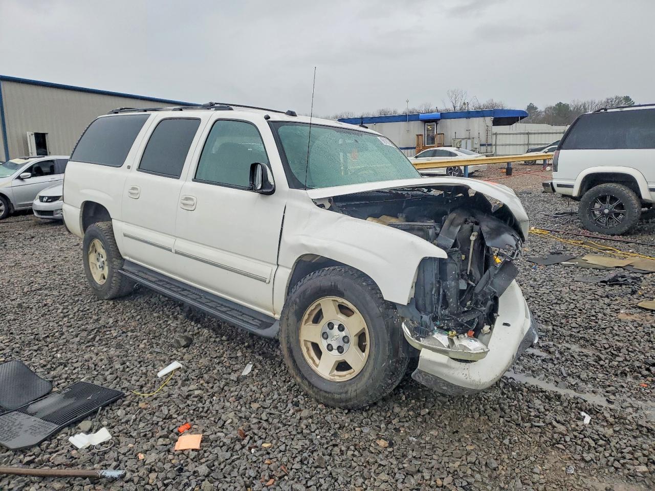 2004 CHEVROLET SUBURBAN C1500 photo 4