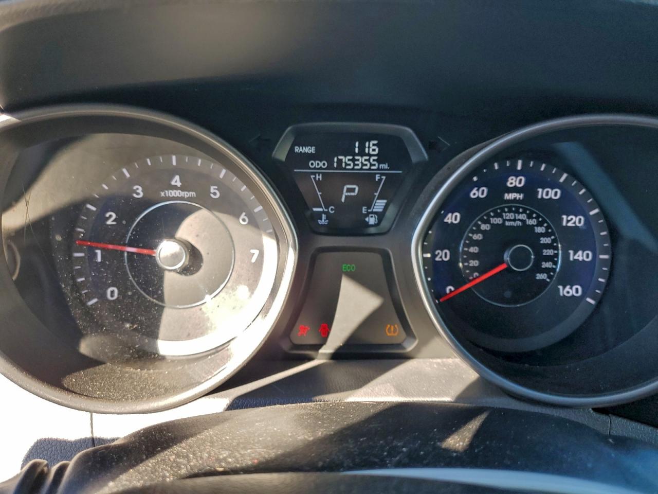 2012 HYUNDAI ELANTRA GLS photo 9