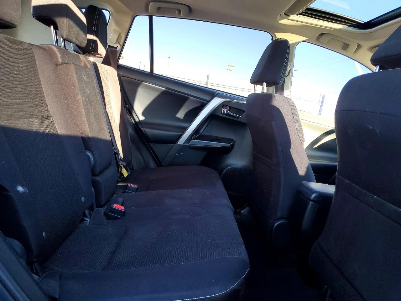 2018 TOYOTA RAV4 ADVENTURE photo 11