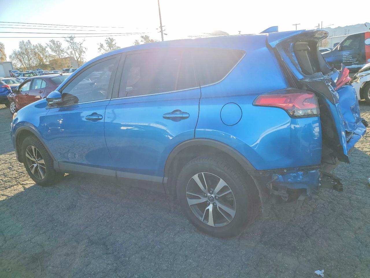 2018 TOYOTA RAV4 ADVENTURE photo 2