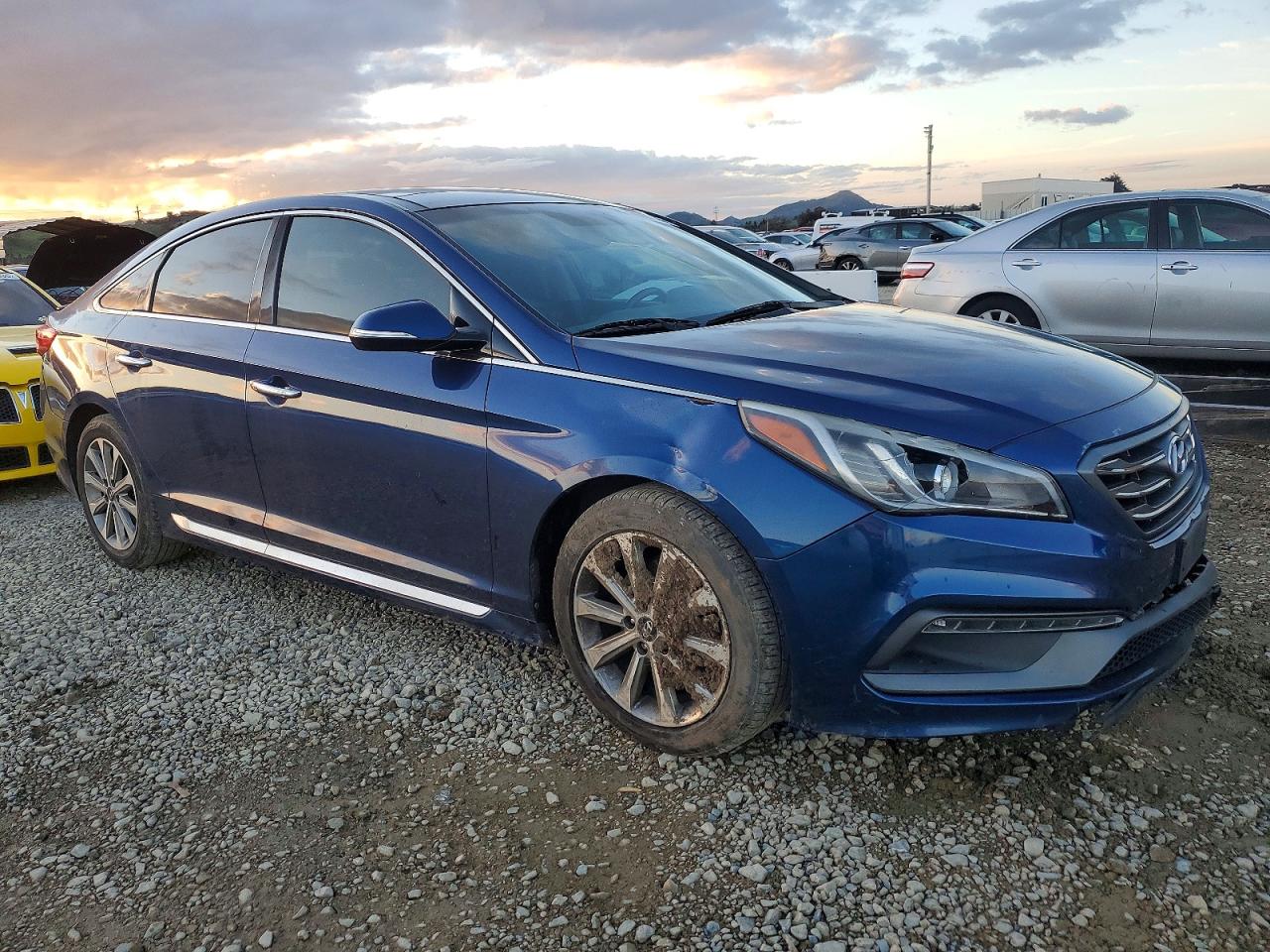 2016 HYUNDAI SONATA SPORT photo 4