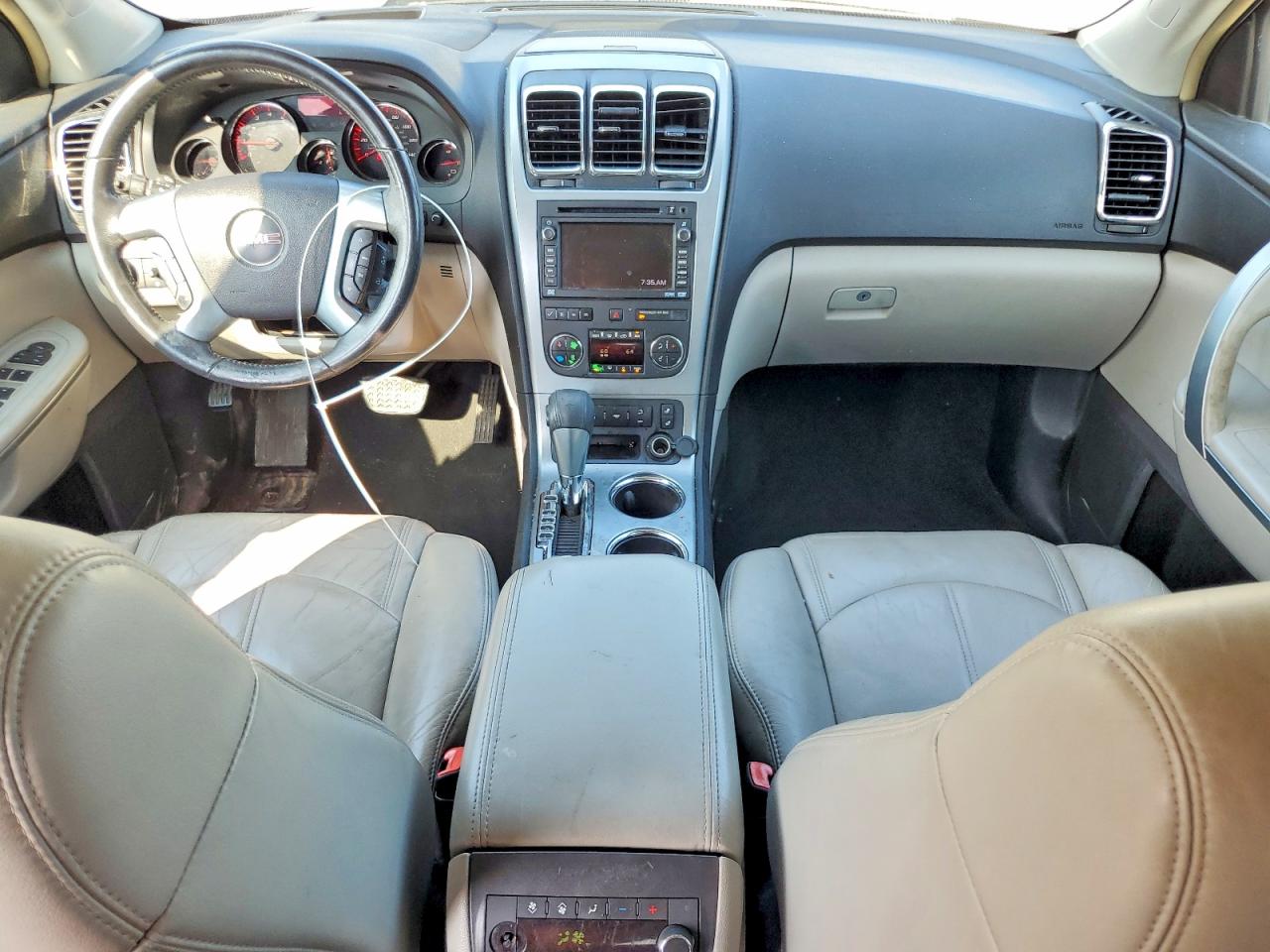 2007 GMC ACADIA SLT-2 photo 8