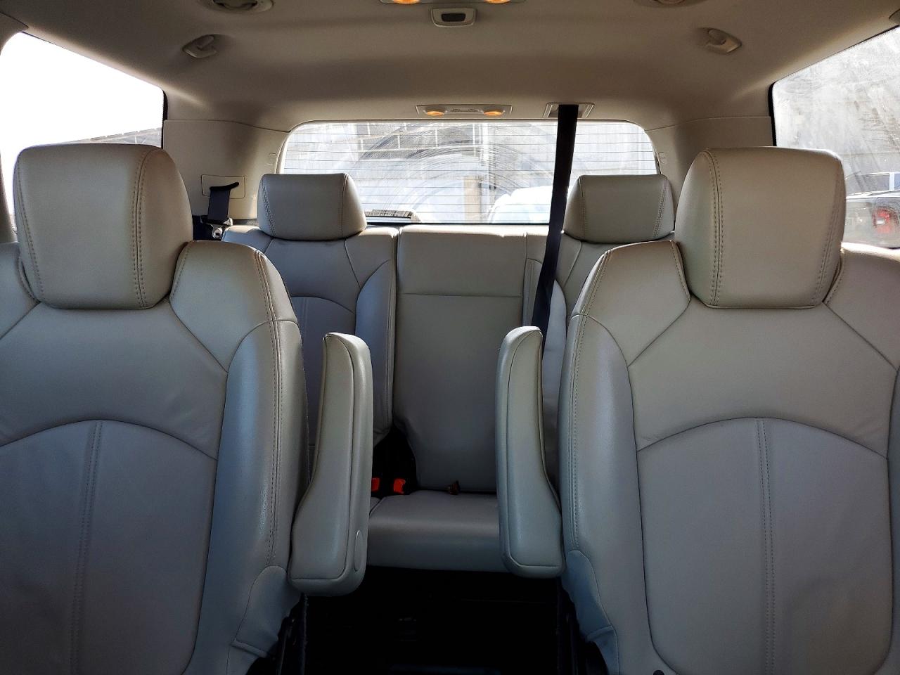 2007 GMC ACADIA SLT-2 photo 10