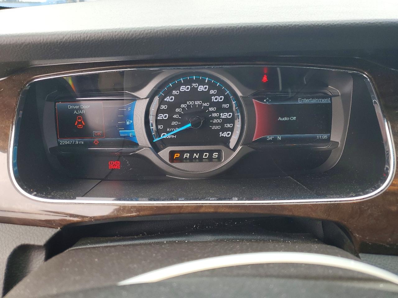 2019 FORD TAURUS LIMITED photo 9