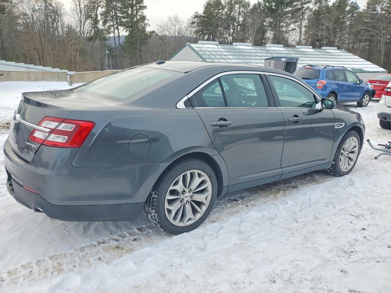 2019 FORD TAURUS LIMITED photo 3