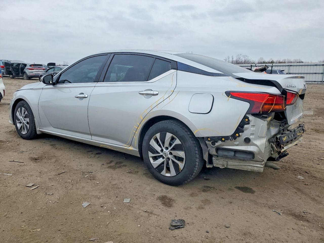 2019 NISSAN ALTIMA S photo 2