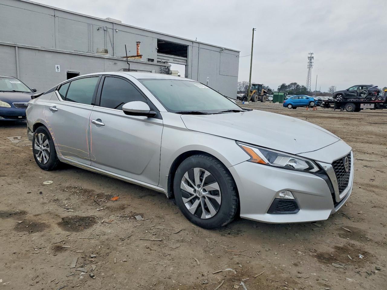 2019 NISSAN ALTIMA S photo 4