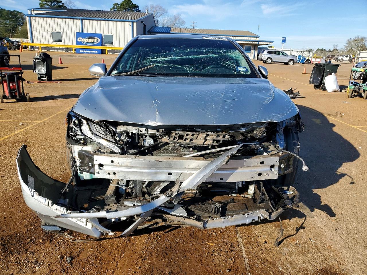 2021 TOYOTA CAMRY XSE photo 5