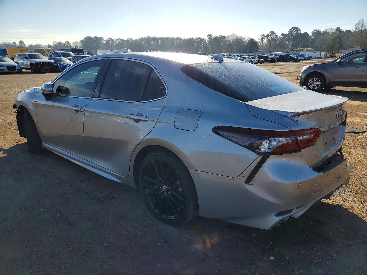 2021 TOYOTA CAMRY XSE photo 2
