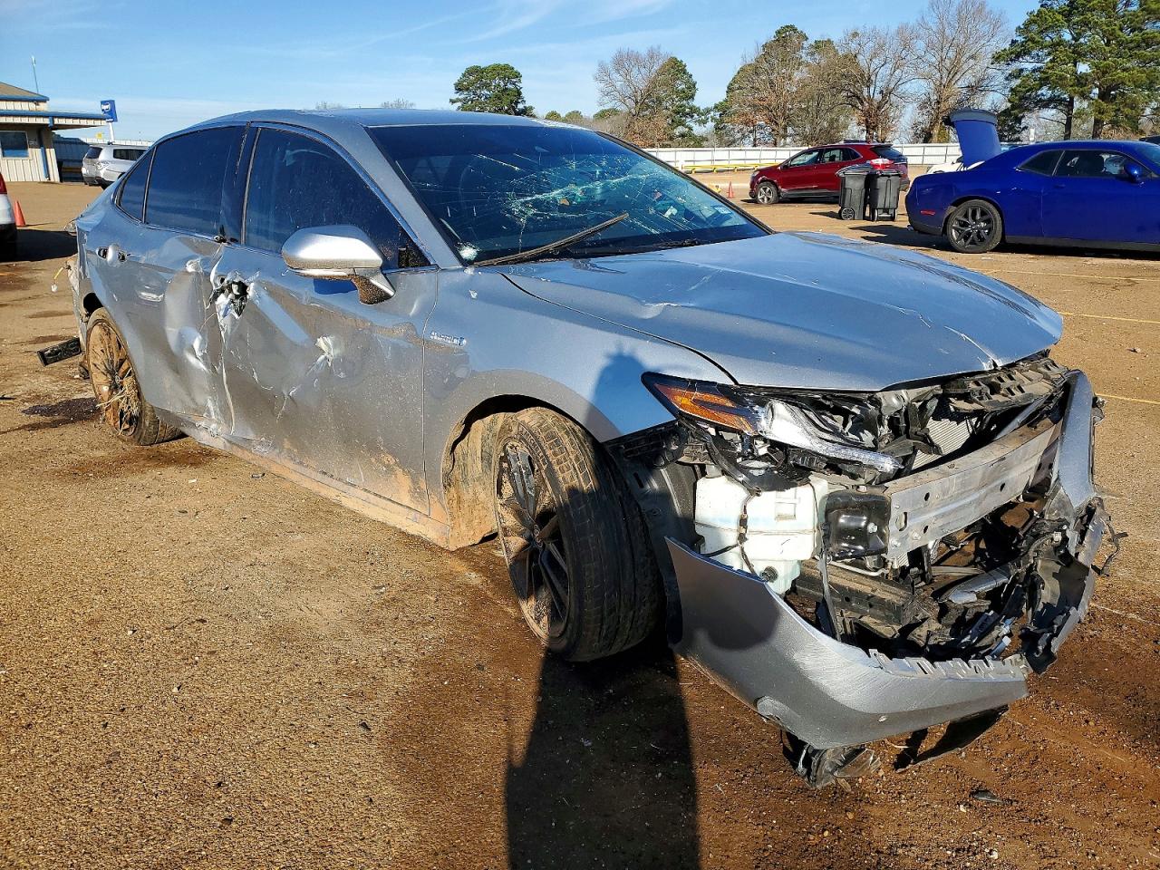 2021 TOYOTA CAMRY XSE photo 4