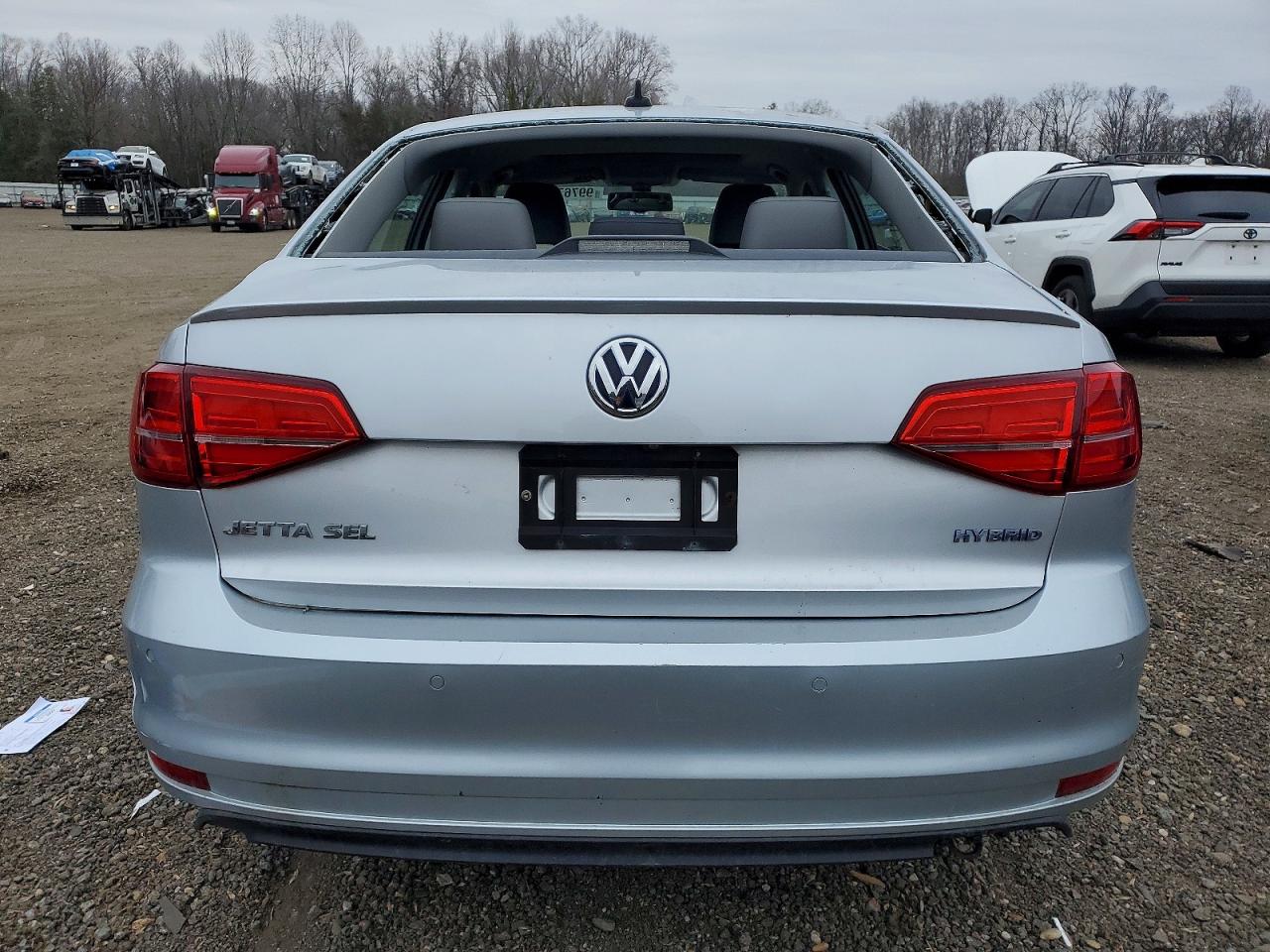 2016 VOLKSWAGEN JETTA HYBRID photo 6