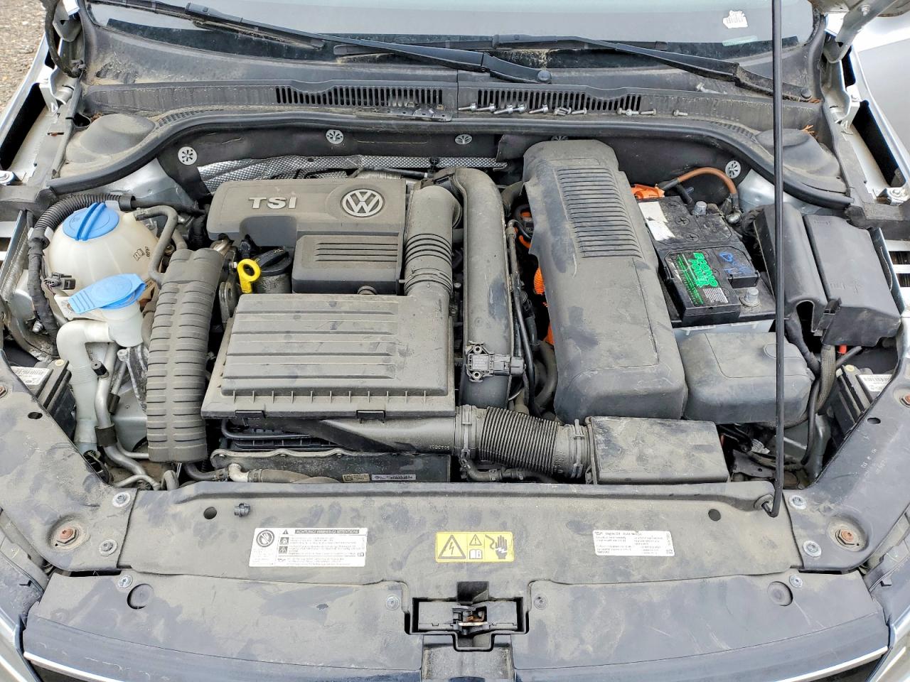 2016 VOLKSWAGEN JETTA HYBRID photo 11