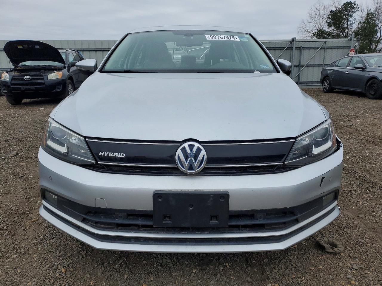 2016 VOLKSWAGEN JETTA HYBRID photo 5
