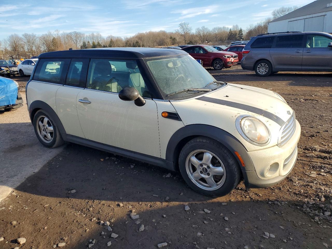 2011 MINI COOPER CLUBMAN photo 4