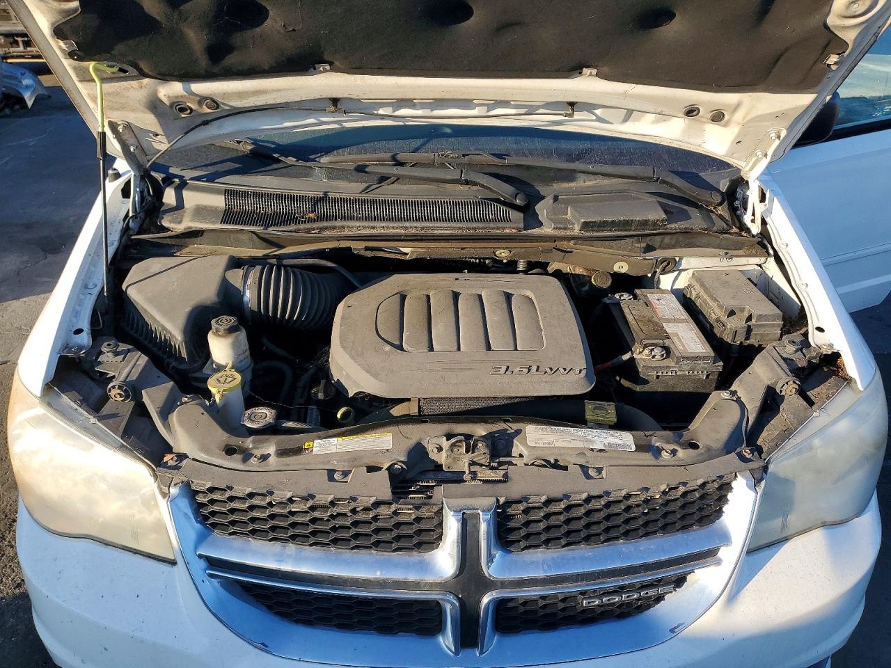 2012 DODGE GRAND CARAVAN SE photo 12