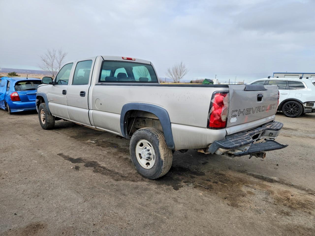 2006 CHEVROLET SILVERADO C2500 HEAVY DUTY photo 2