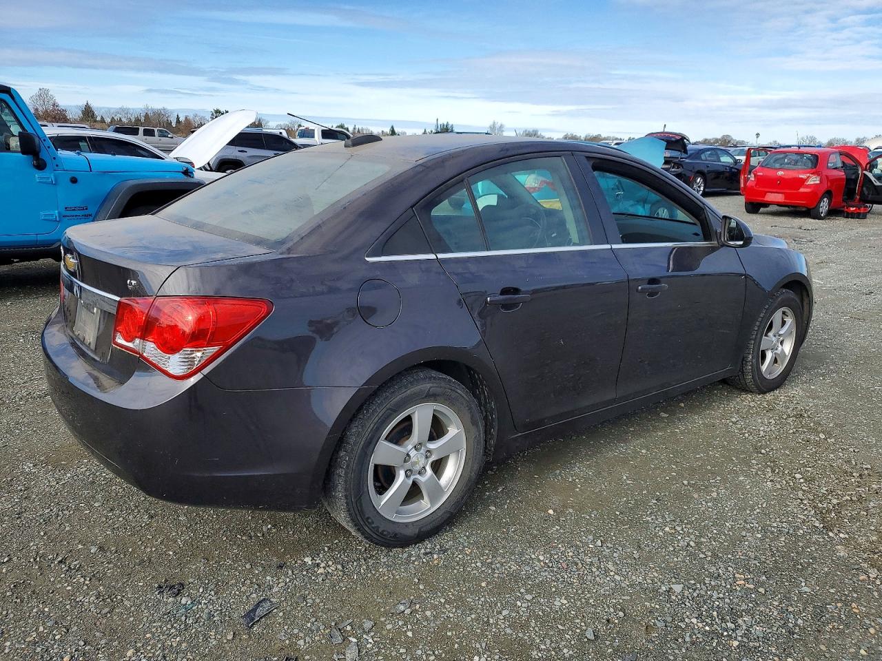 2015 CHEVROLET CRUZE LT photo 3
