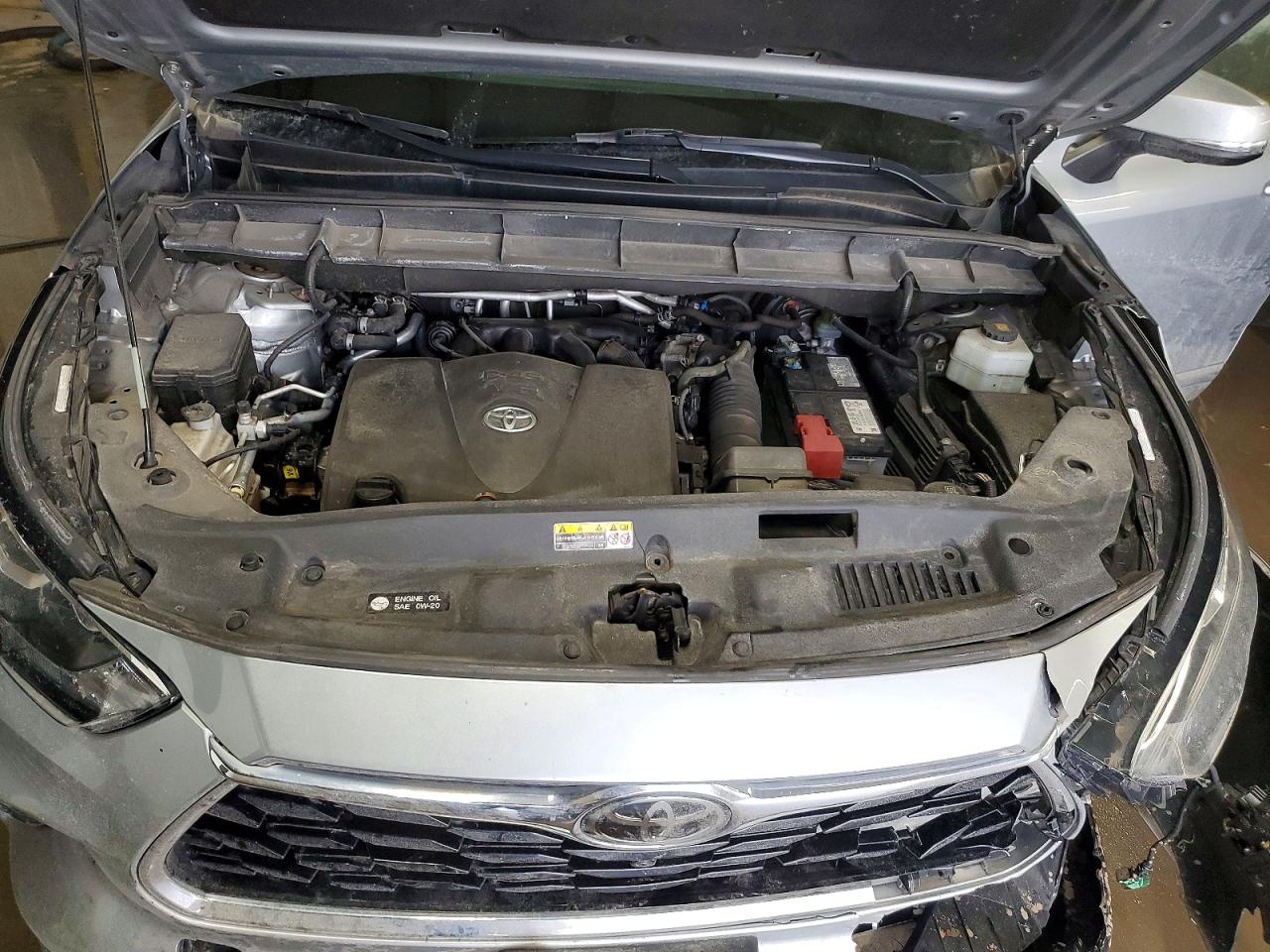 2020 TOYOTA HIGHLANDER PLATINUM photo 31