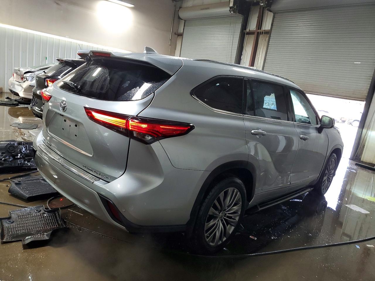 2020 TOYOTA HIGHLANDER PLATINUM photo 7