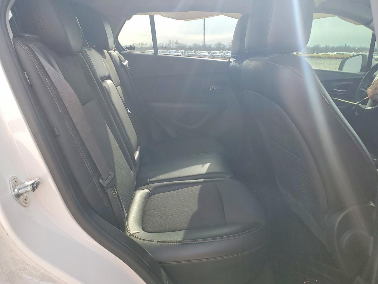 2019 CHEVROLET TRAX 1LT photo 11