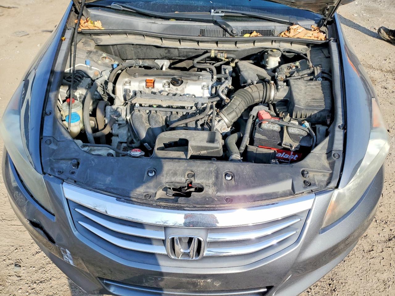2012 HONDA ACCORD LXP photo 11