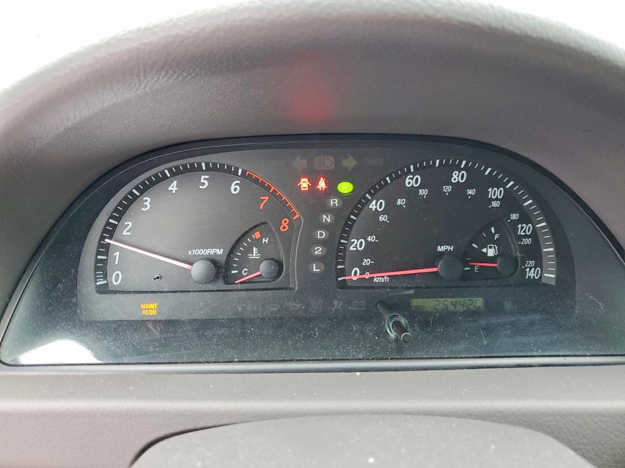 2004 TOYOTA CAMRY LE photo 9