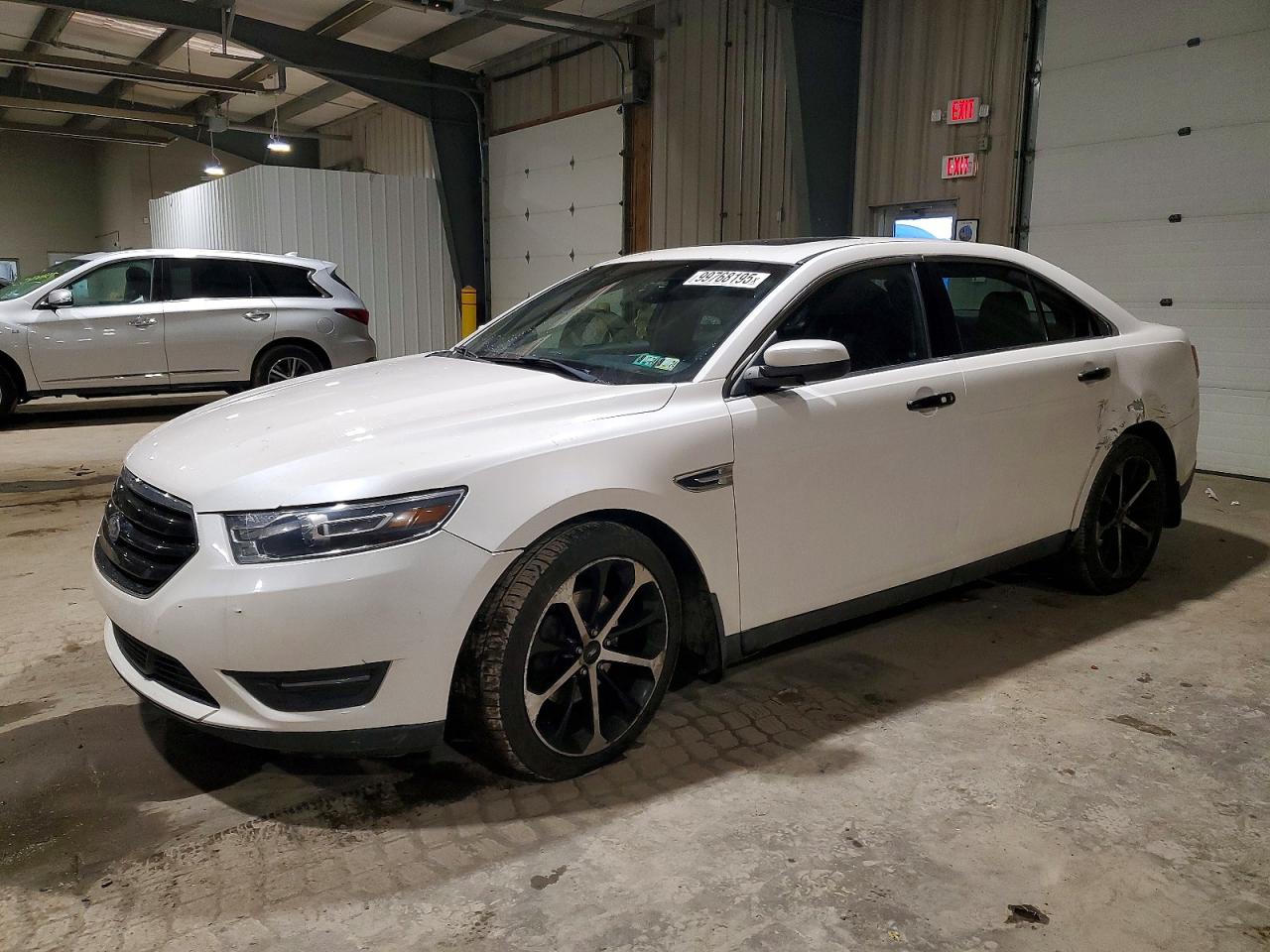 2016 FORD TAURUS