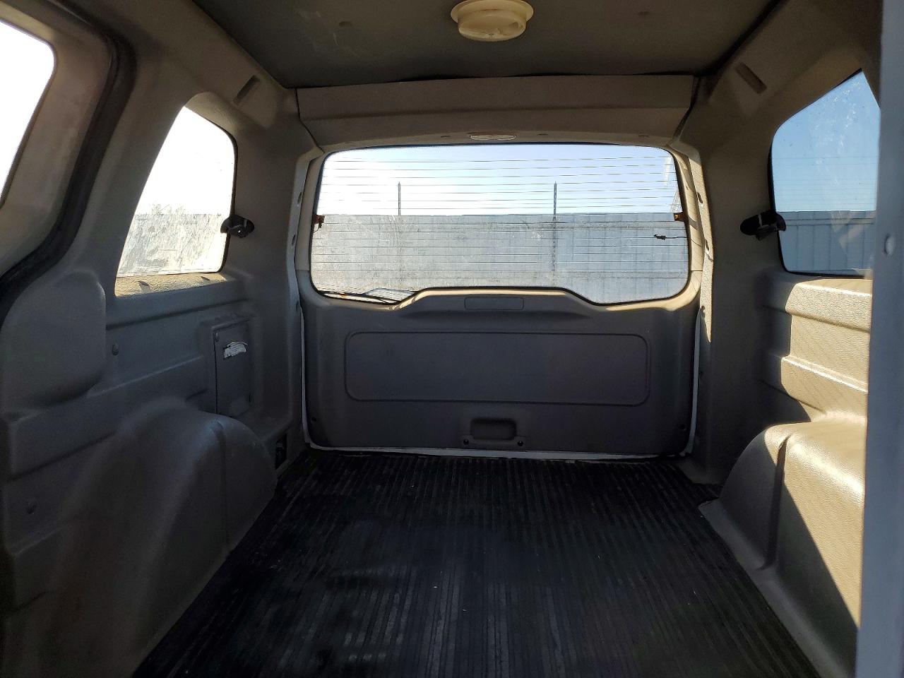 2002 FORD WINDSTAR photo 10