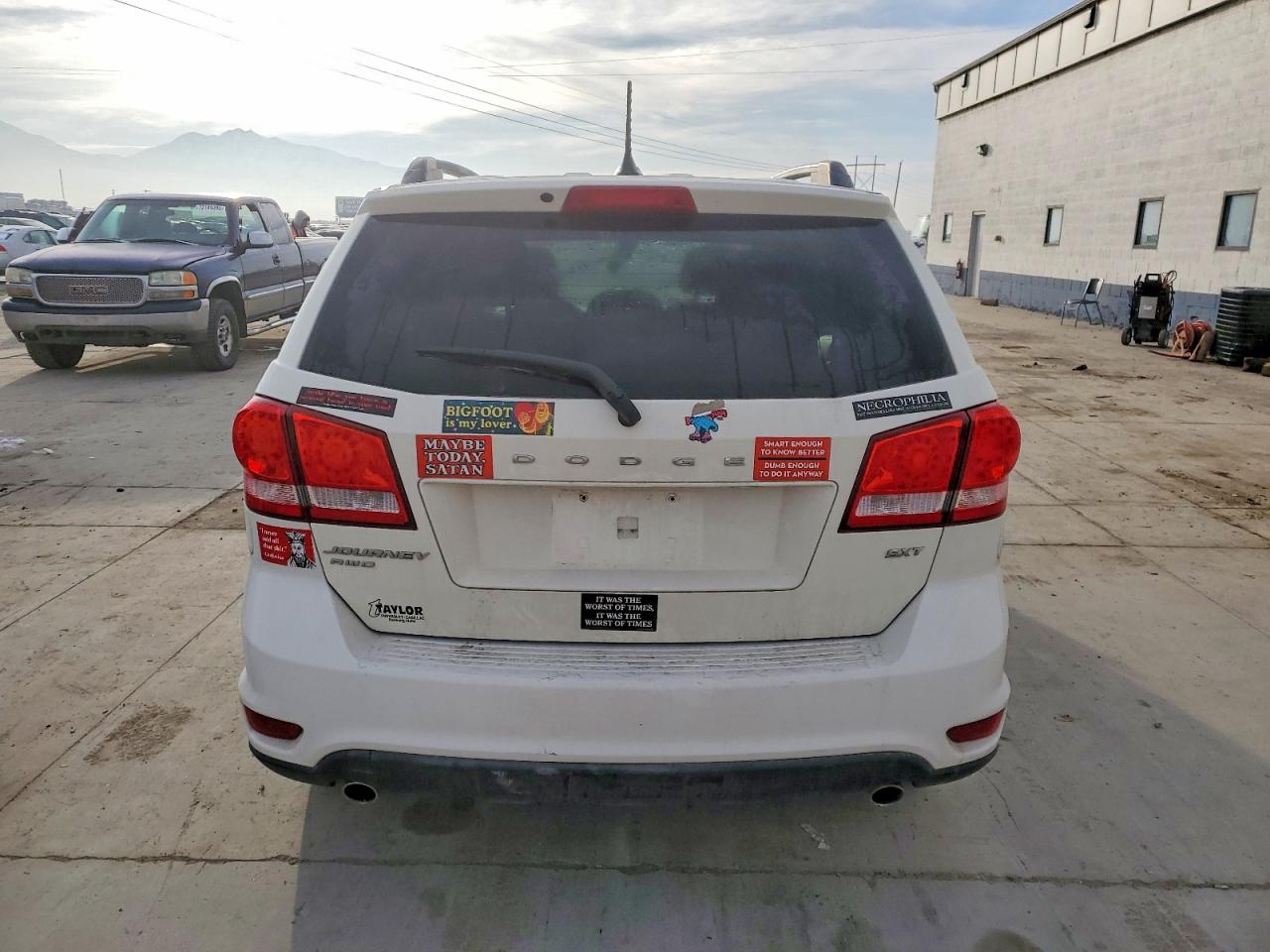 2014 DODGE JOURNEY SXT photo 6