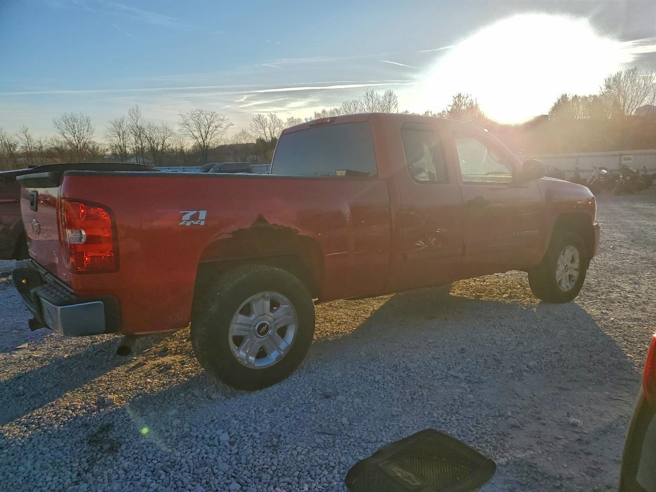 2010 CHEVROLET SILVERADO K1500 LT photo 5