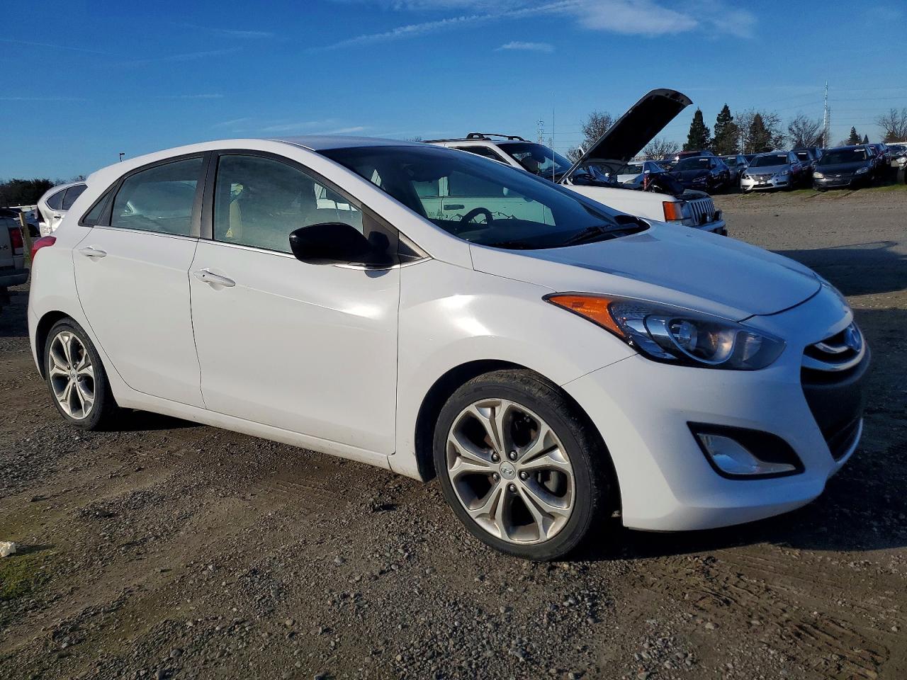2013 HYUNDAI ELANTRA GT photo 4