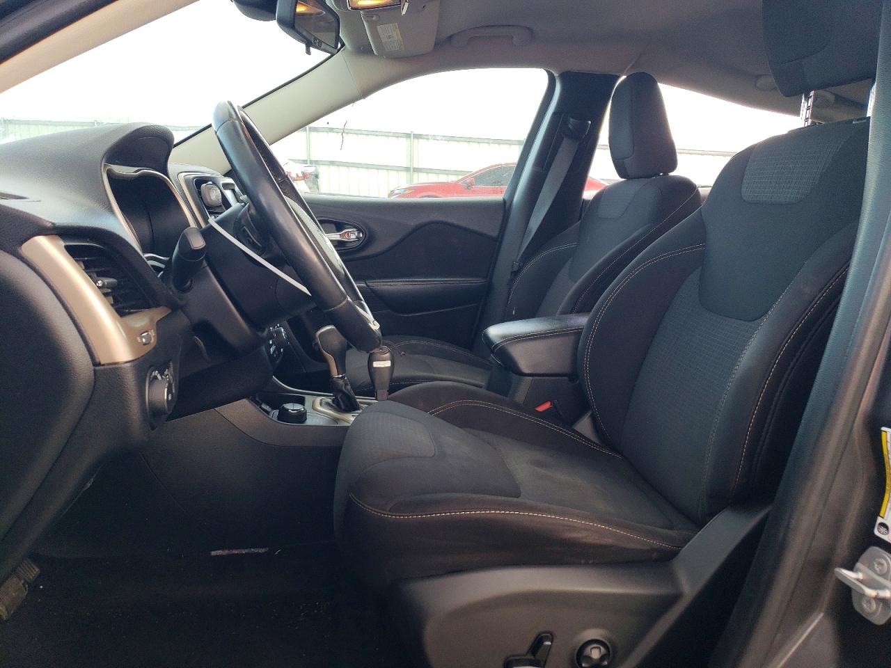 2015 JEEP CHEROKEE LATITUDE photo 7