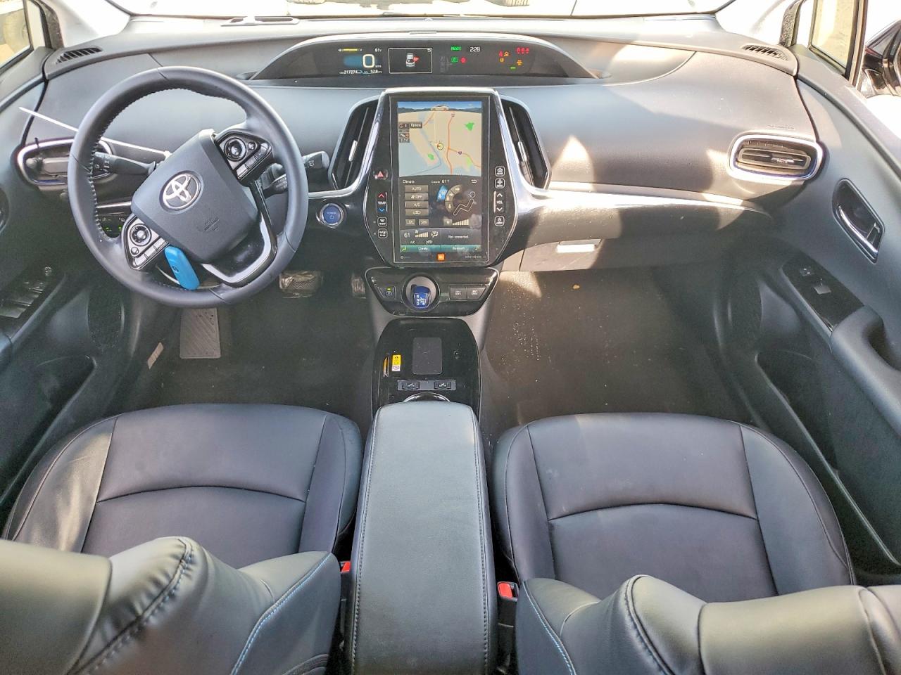 2019 TOYOTA PRIUS photo 8
