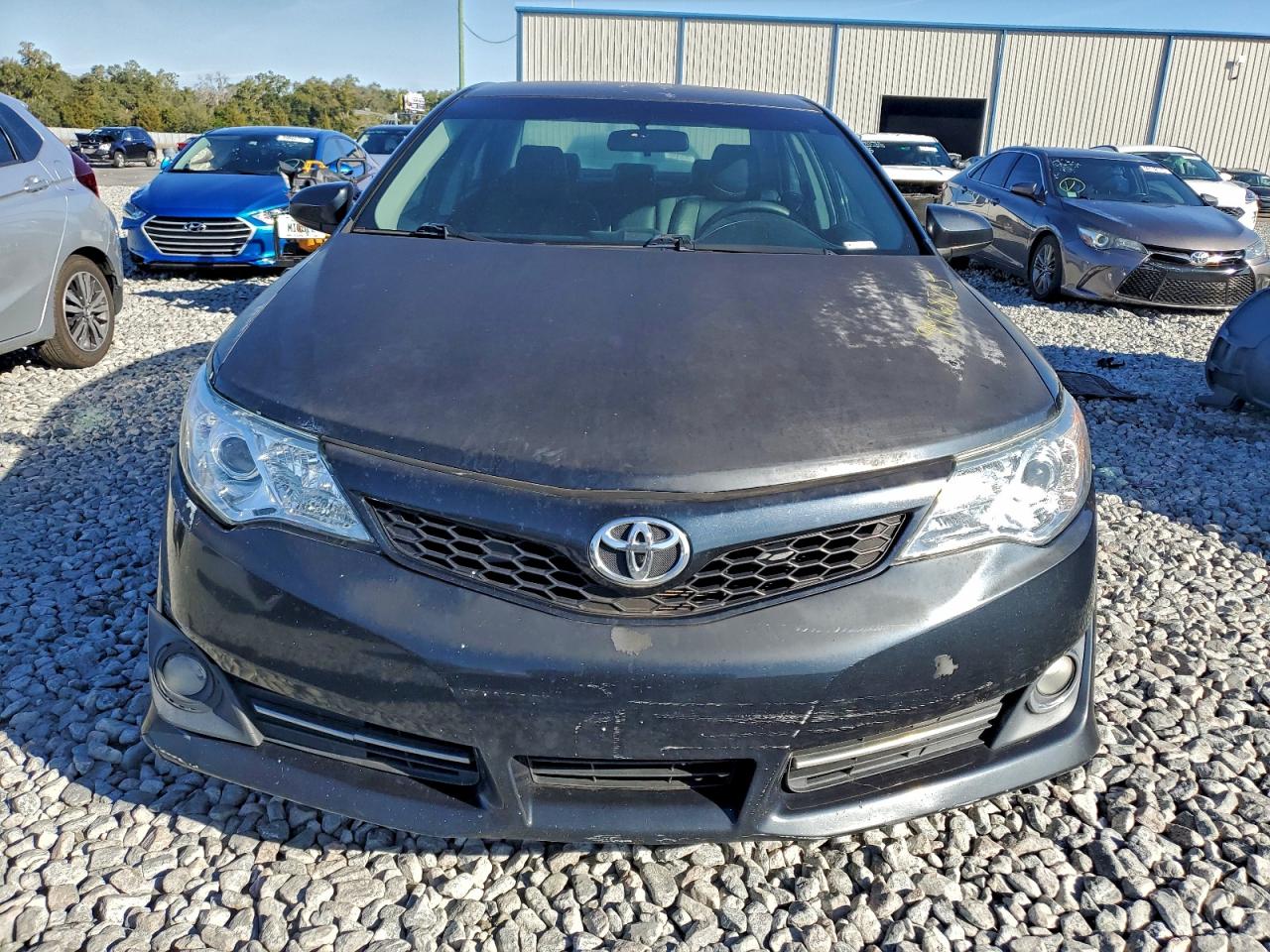 2014 TOYOTA CAMRY L photo 5