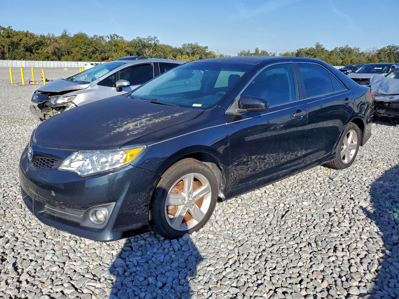 2014 TOYOTA CAMRY