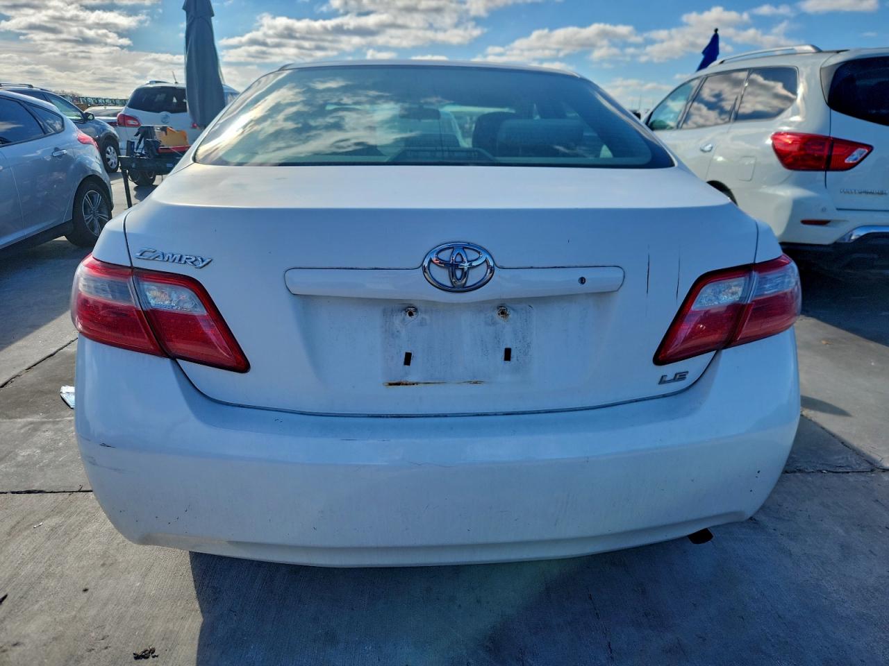 2009 TOYOTA CAMRY BASE photo 6