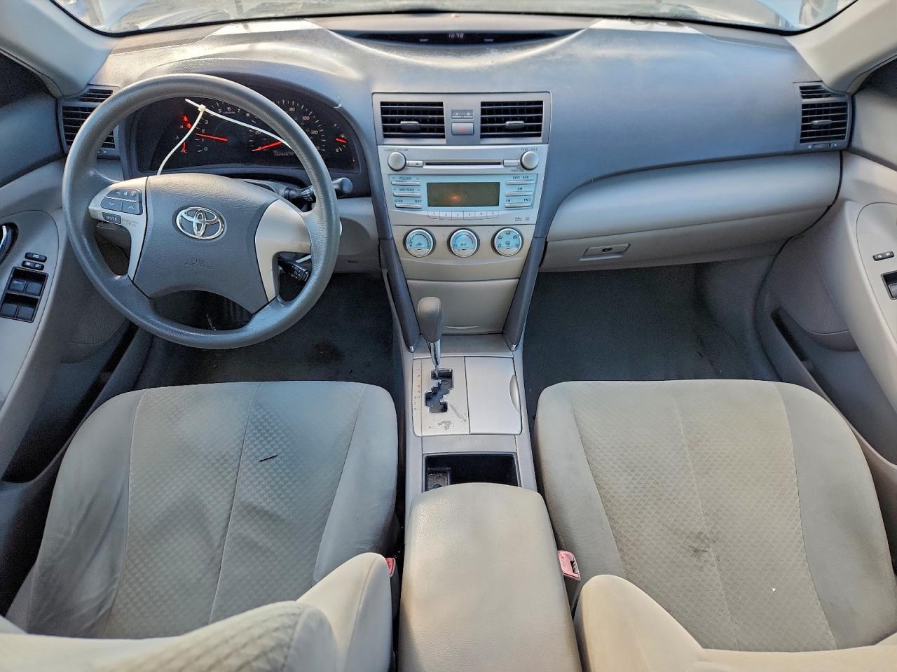 2009 TOYOTA CAMRY BASE photo 8