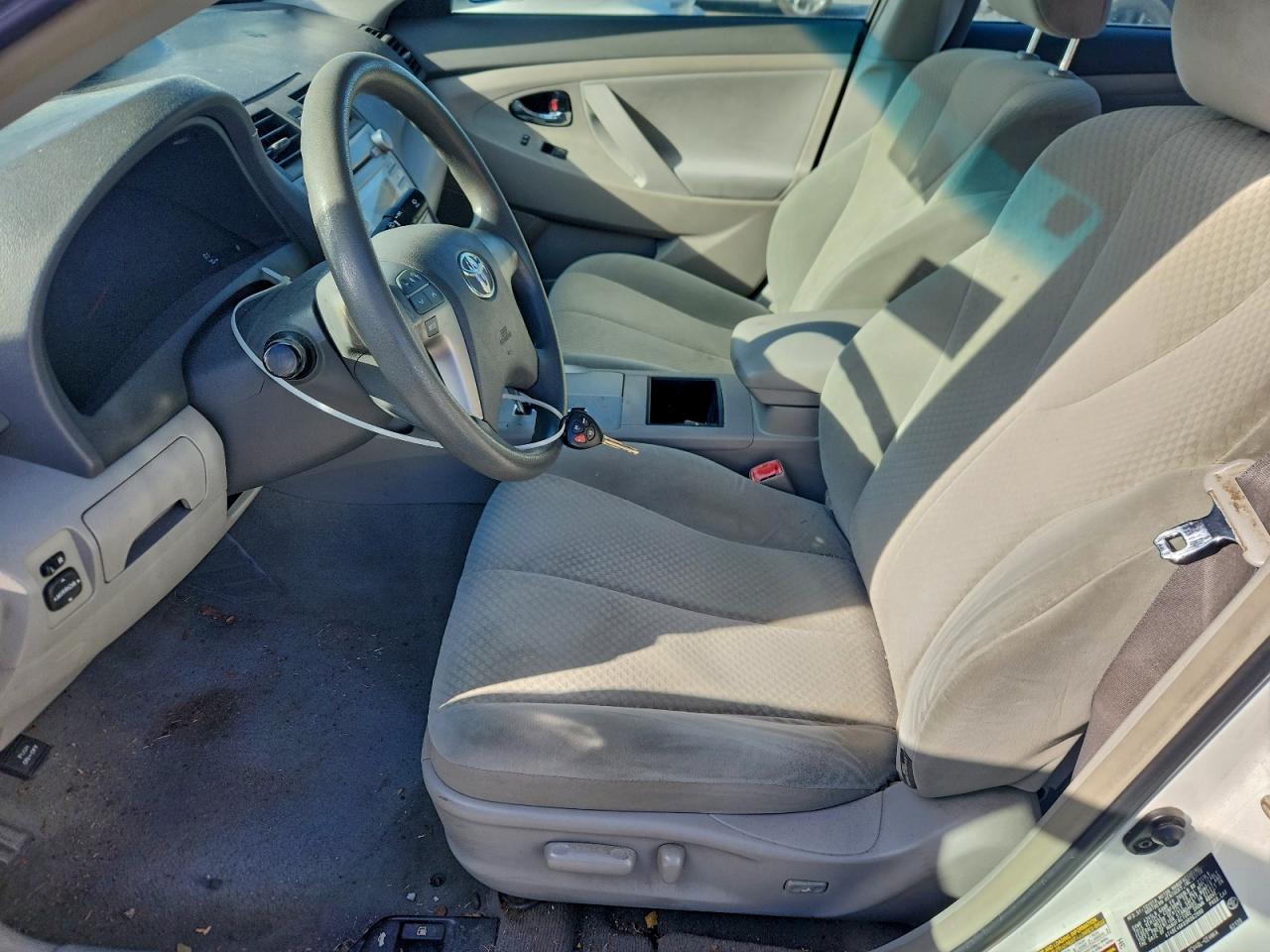 2009 TOYOTA CAMRY BASE photo 7