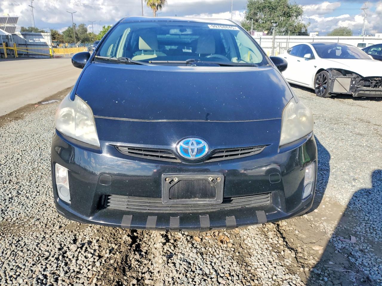 2011 TOYOTA PRIUS photo 5