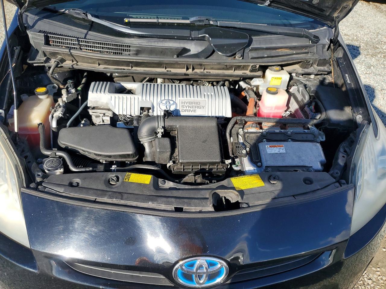 2011 TOYOTA PRIUS photo 11