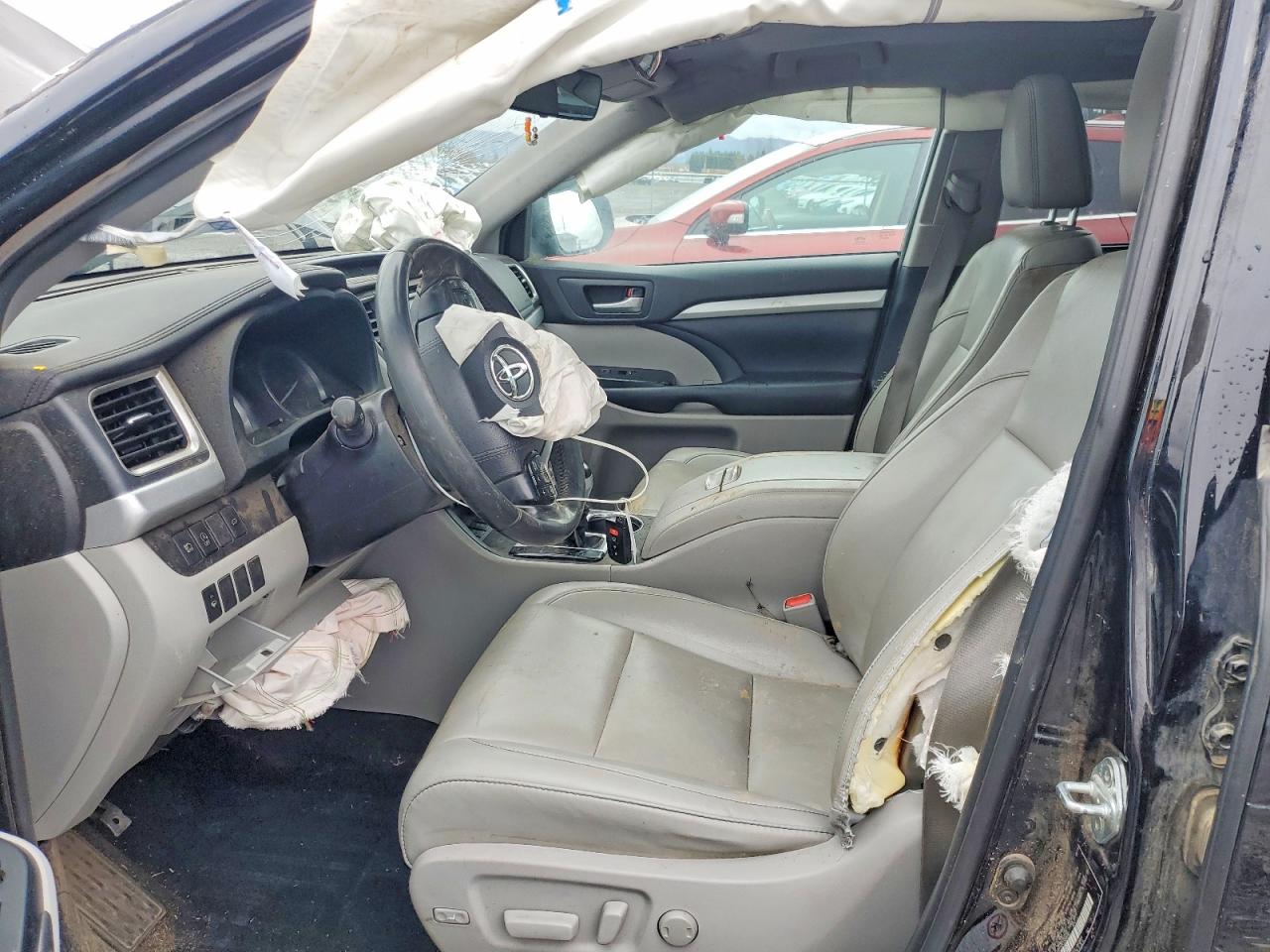 2019 TOYOTA HIGHLANDER SE photo 7