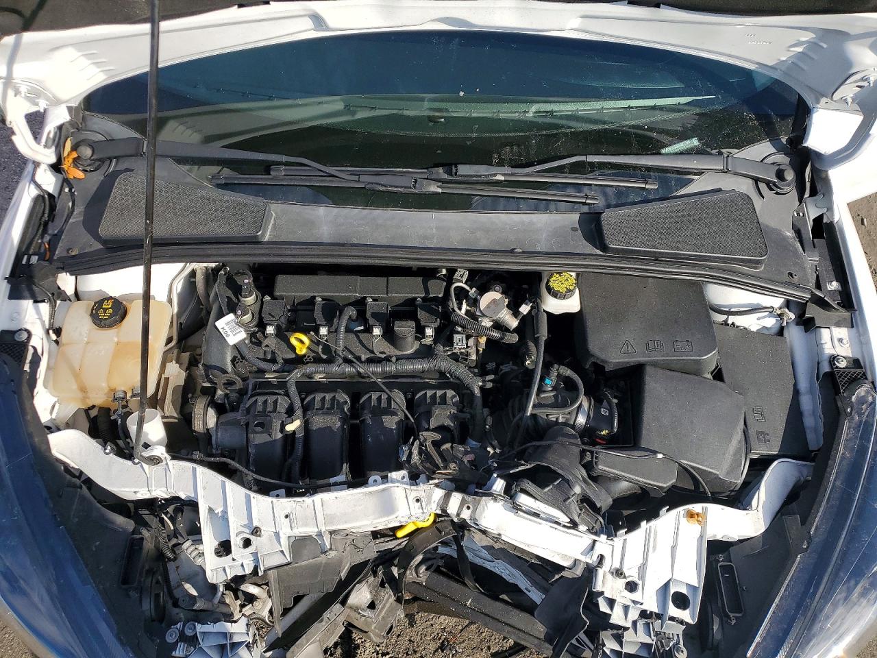 2018 FORD FOCUS SE photo 11