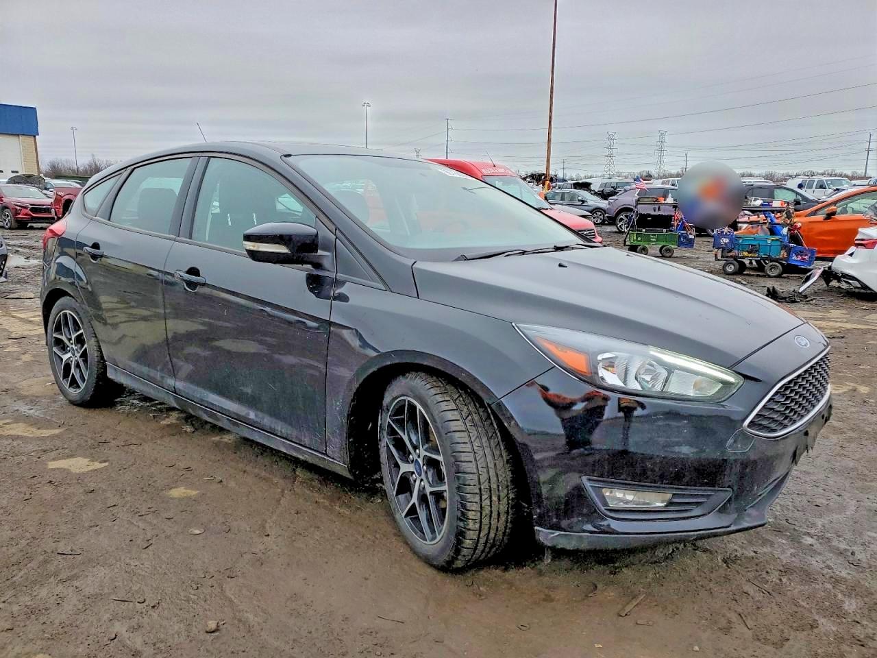 2017 FORD FOCUS SEL photo 4