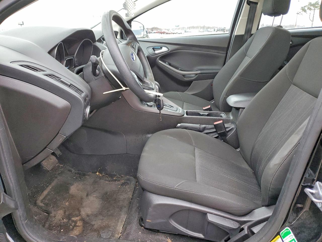 2017 FORD FOCUS SEL photo 7