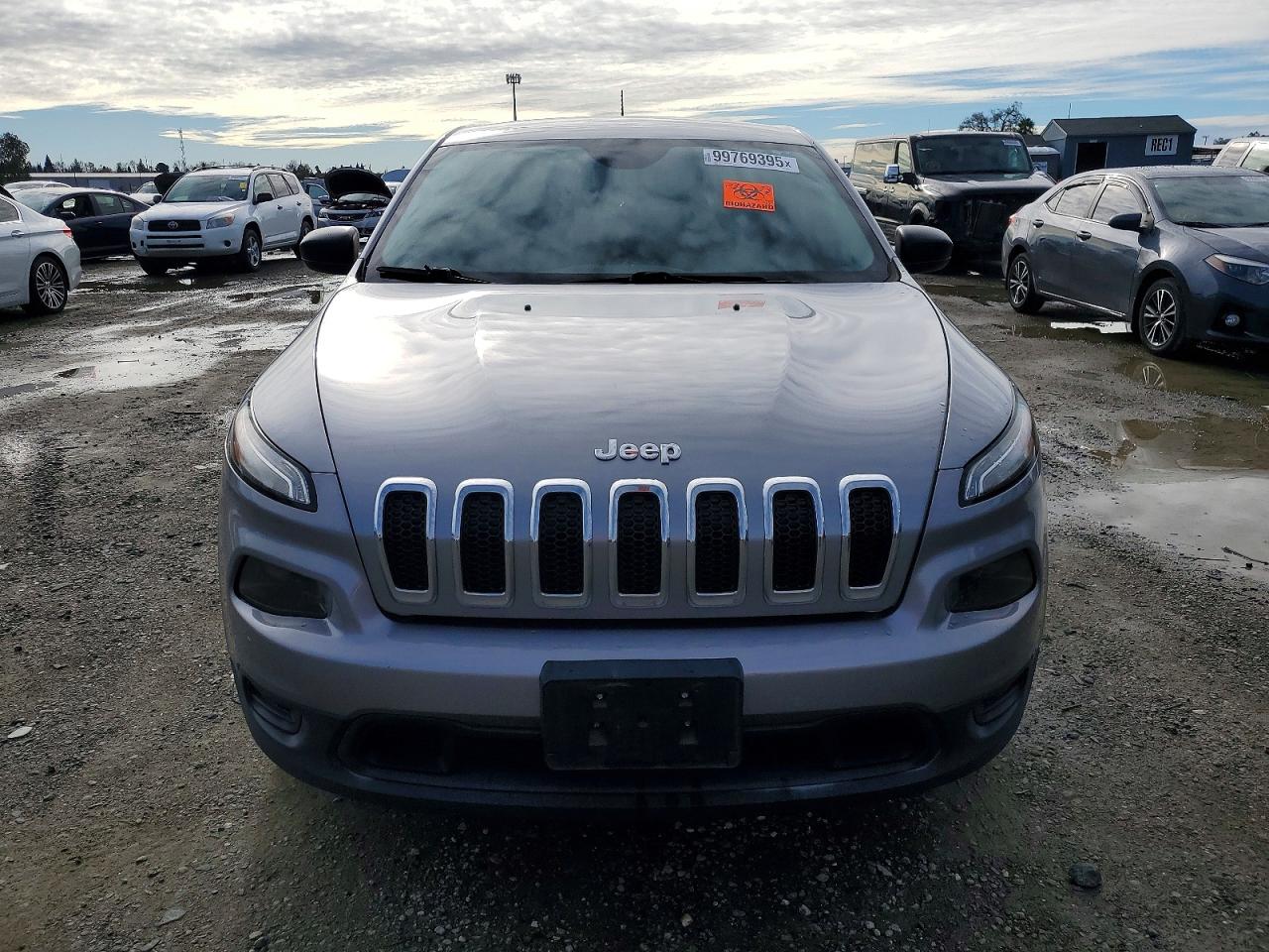 2017 JEEP CHEROKEE SPORT photo 5