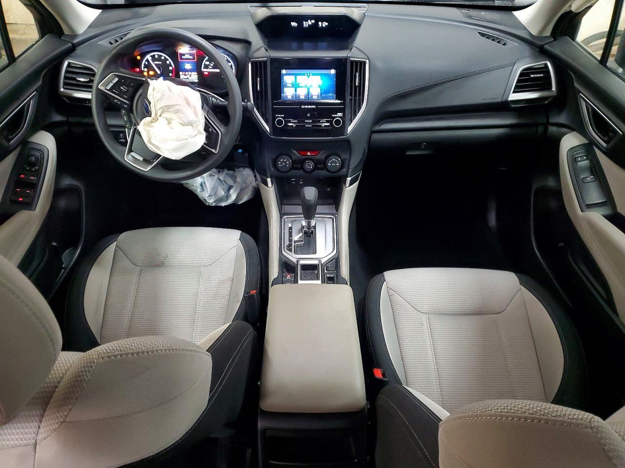 2024 SUBARU FORESTER photo 8