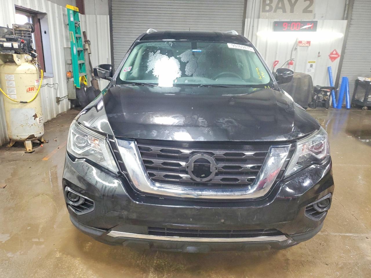 2017 NISSAN PATHFINDER S photo 5