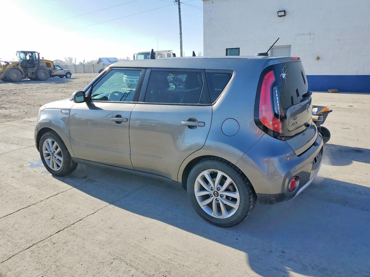 2018 KIA SOUL + photo 2