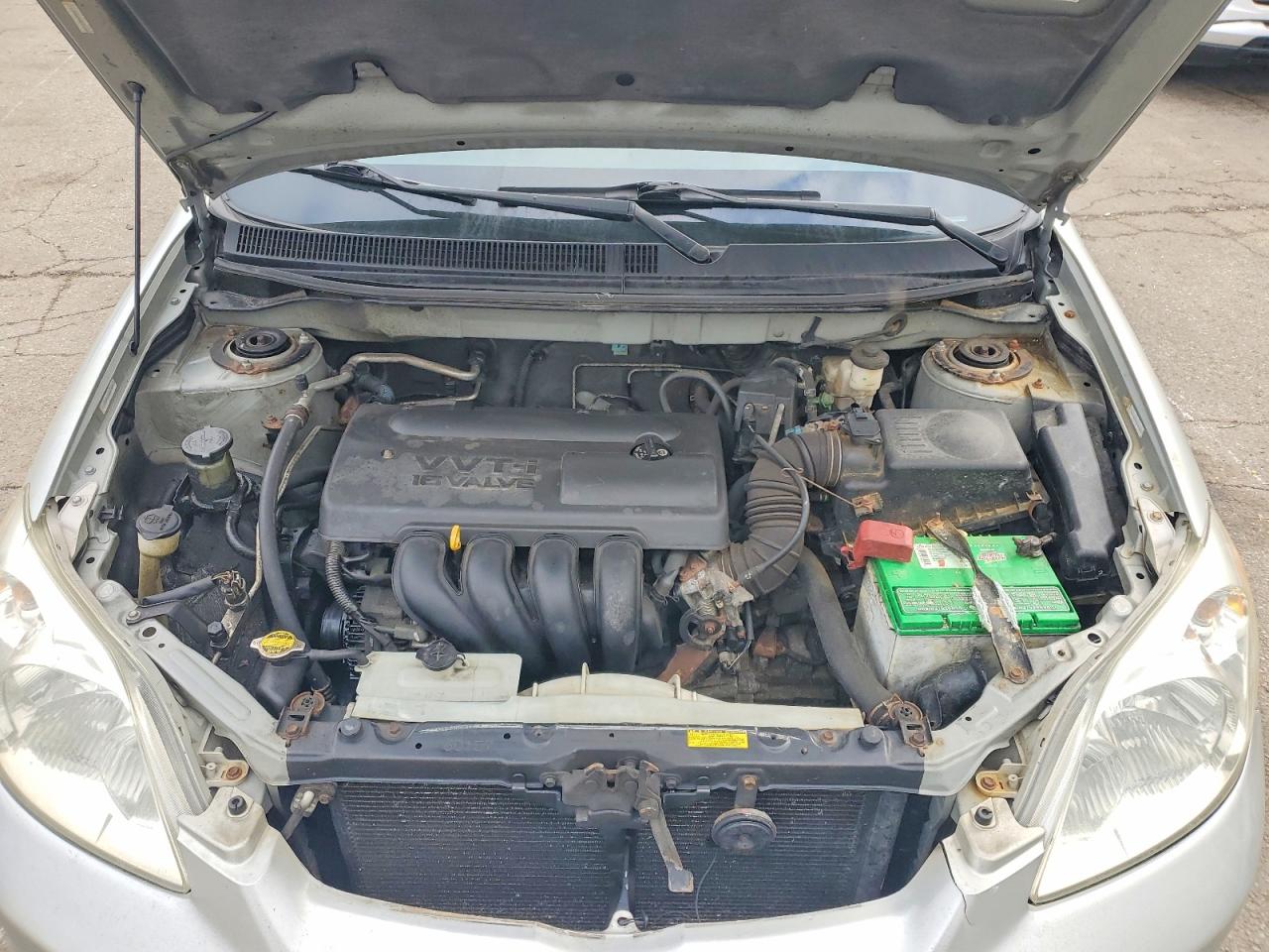 2003 TOYOTA COROLLA MATRIX XR photo 12